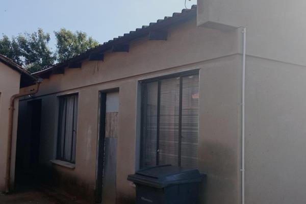 6 Bedroom Property for Sale in Leachville Ext 3 Gauteng