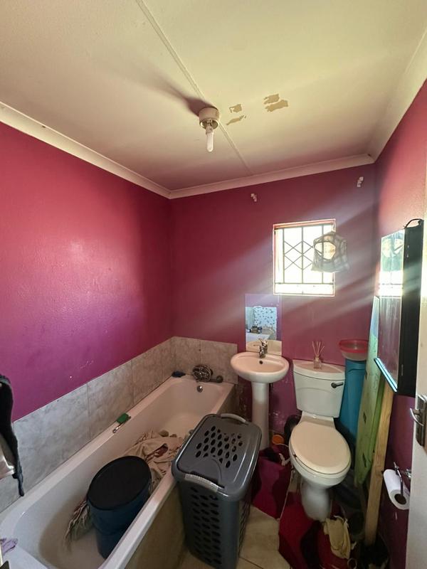 2 Bedroom Property for Sale in Buhle Park Gauteng
