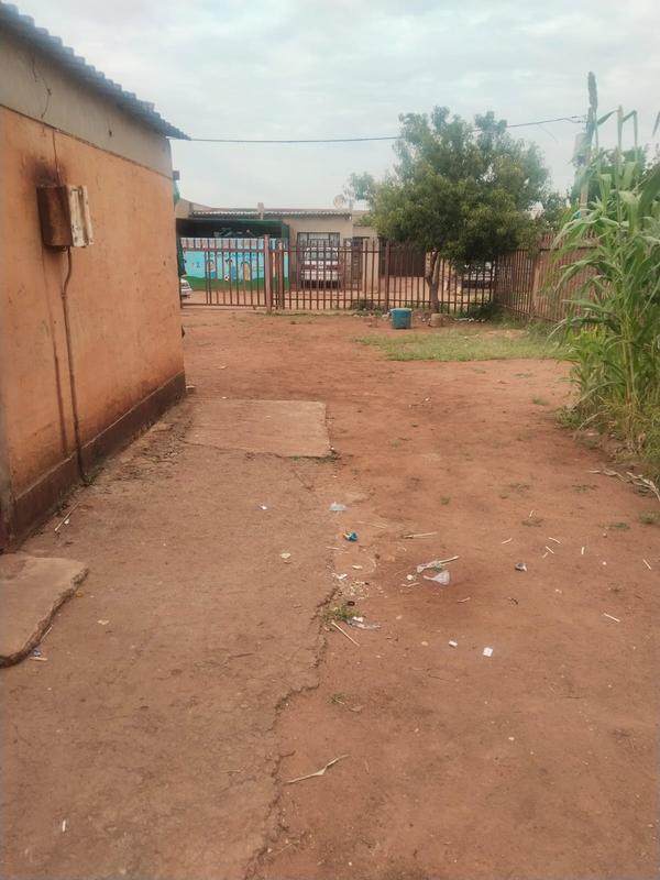 1 Bedroom Property for Sale in Rondebult Gauteng