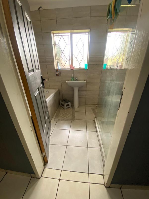 4 Bedroom Property for Sale in Dunnottar Gauteng
