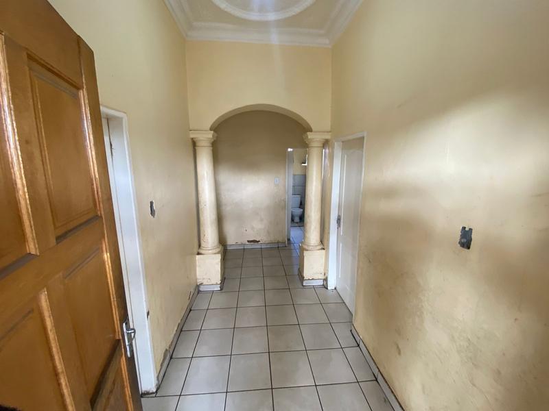 5 Bedroom Property for Sale in Springs Gauteng