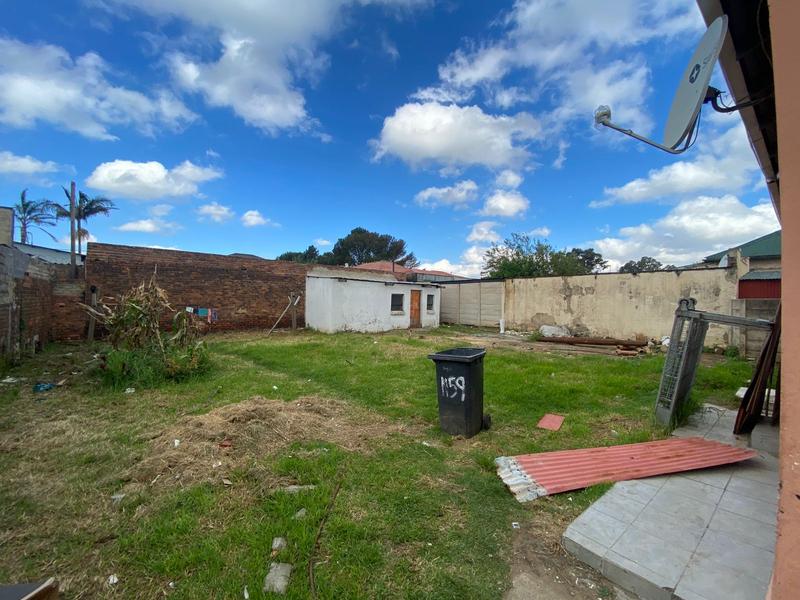 5 Bedroom Property for Sale in Springs Gauteng