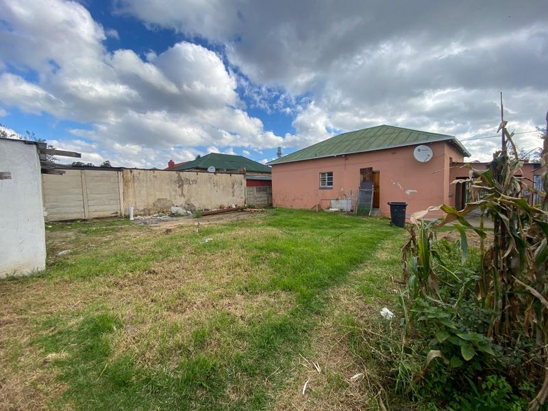 5 Bedroom Property for Sale in Springs Gauteng