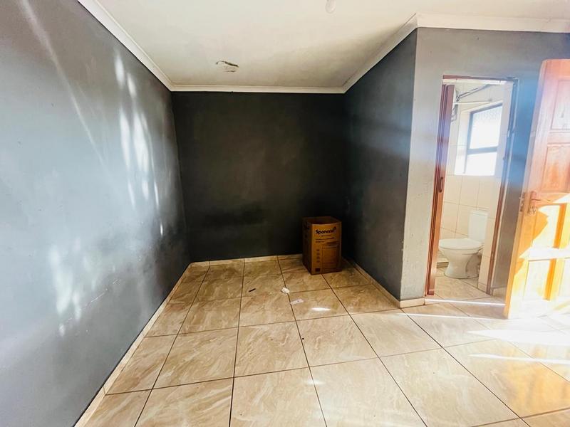 Commercial Property for Sale in Vosloorus Gauteng