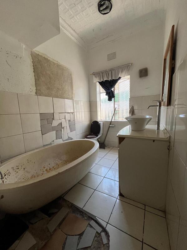 3 Bedroom Property for Sale in Orange Grove Gauteng