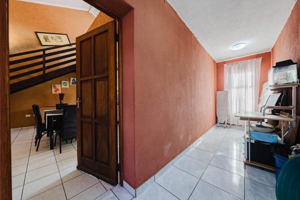 5 Bedroom Property for Sale in Ormonde Gauteng