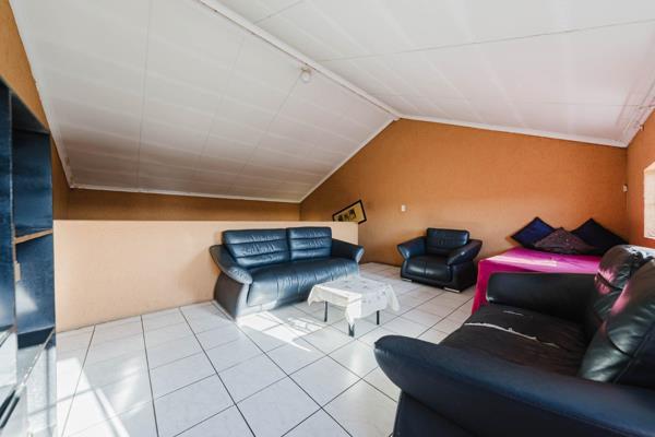 5 Bedroom Property for Sale in Ormonde Gauteng