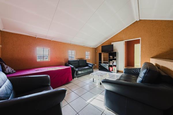 5 Bedroom Property for Sale in Ormonde Gauteng