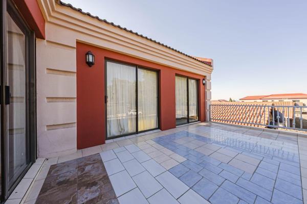 5 Bedroom Property for Sale in Ormonde Gauteng