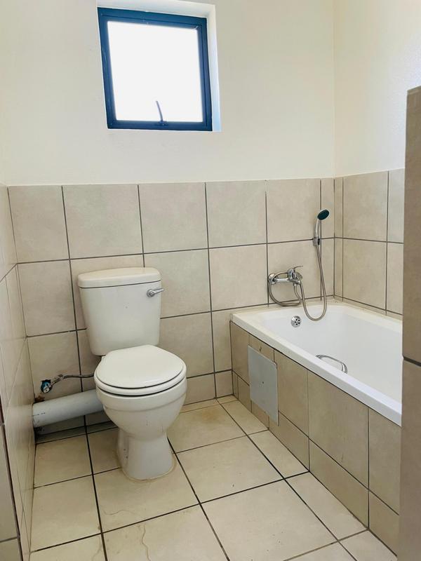 3 Bedroom Property for Sale in Cloverdene Gauteng