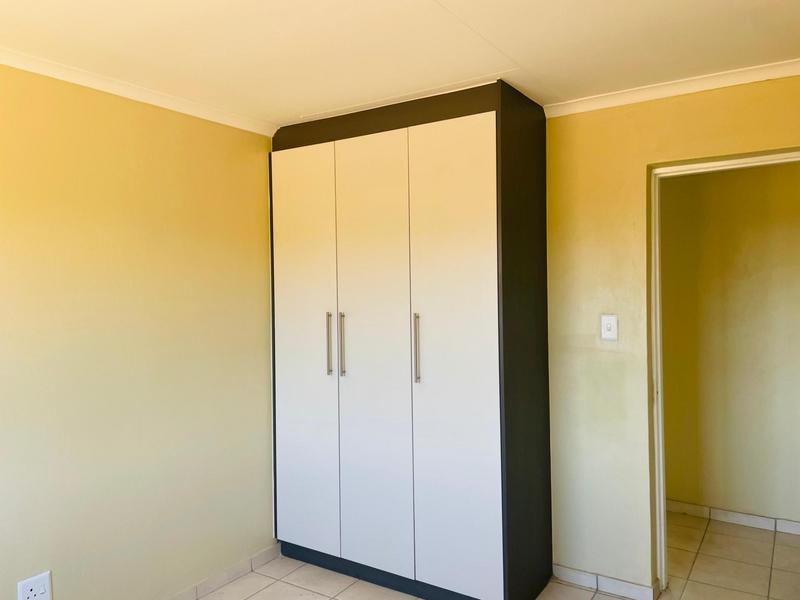 3 Bedroom Property for Sale in Cloverdene Gauteng