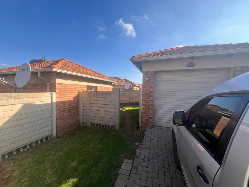 3 Bedroom Property for Sale in Thatch Hill Estate Gauteng