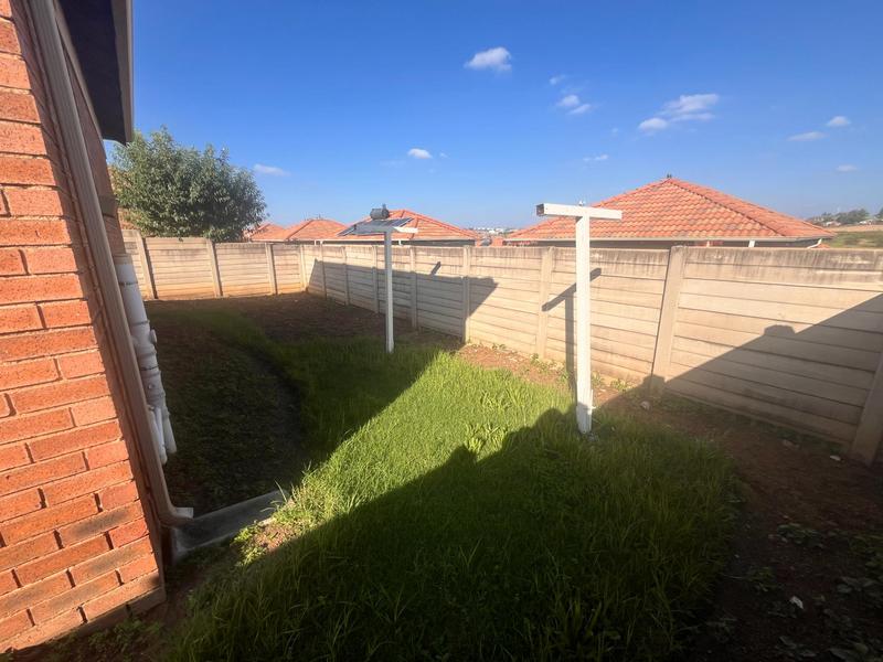 3 Bedroom Property for Sale in Thatch Hill Estate Gauteng