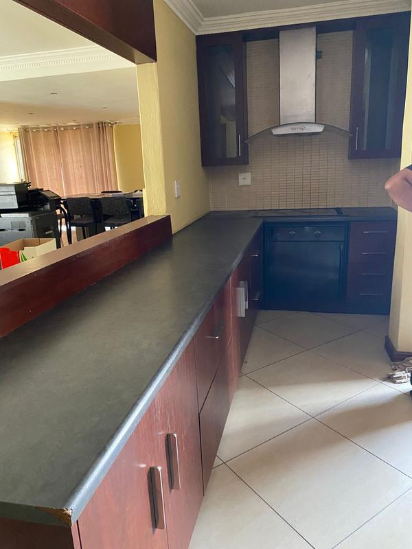 To Let 3 Bedroom Property for Rent in Sophiatown Gauteng