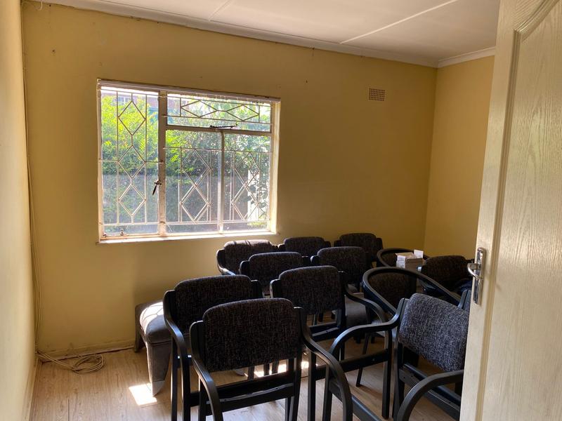 To Let 3 Bedroom Property for Rent in Sophiatown Gauteng