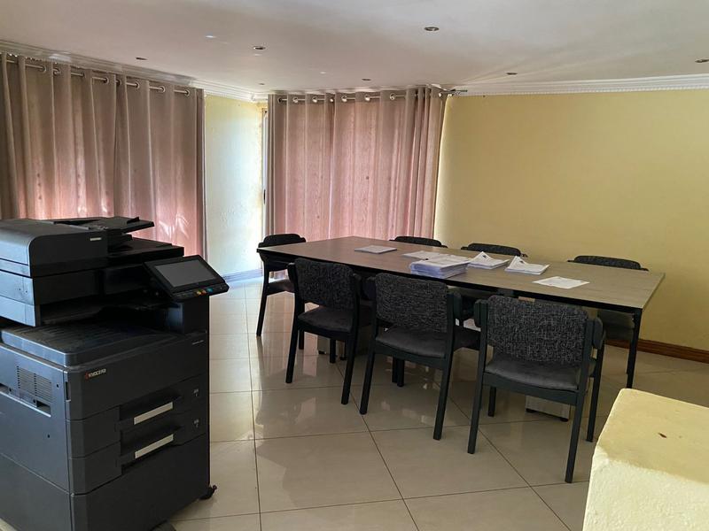 To Let 3 Bedroom Property for Rent in Sophiatown Gauteng