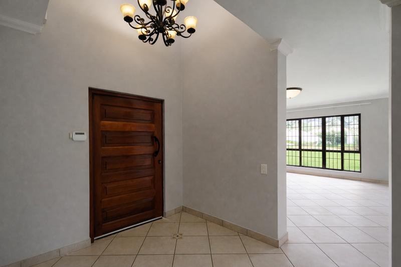 To Let 4 Bedroom Property for Rent in Waterkloof Ridge Gauteng