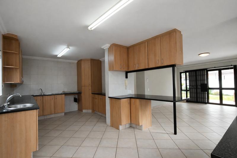 To Let 4 Bedroom Property for Rent in Waterkloof Ridge Gauteng