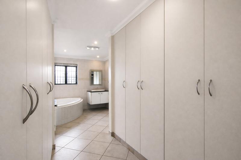 To Let 4 Bedroom Property for Rent in Waterkloof Ridge Gauteng