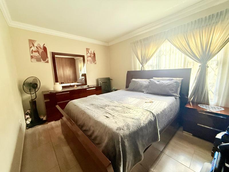 3 Bedroom Property for Sale in Vanderbijlpark CE 4 Gauteng