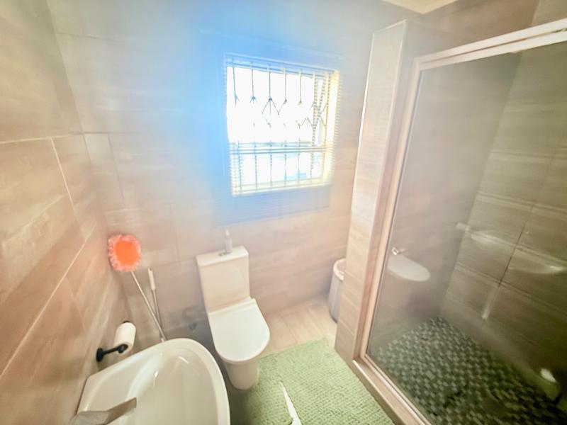 3 Bedroom Property for Sale in Vanderbijlpark CE 4 Gauteng