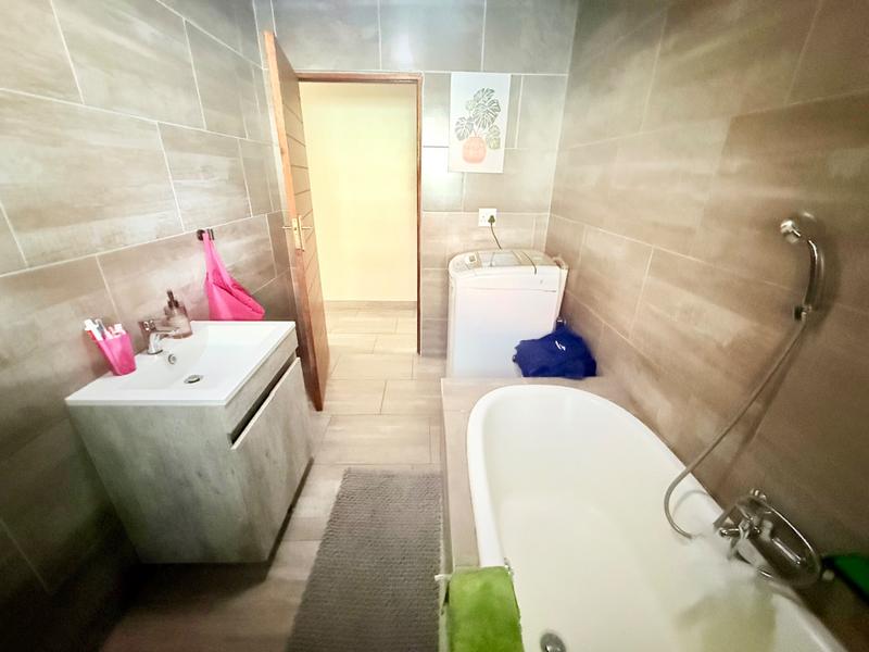 3 Bedroom Property for Sale in Vanderbijlpark CE 4 Gauteng