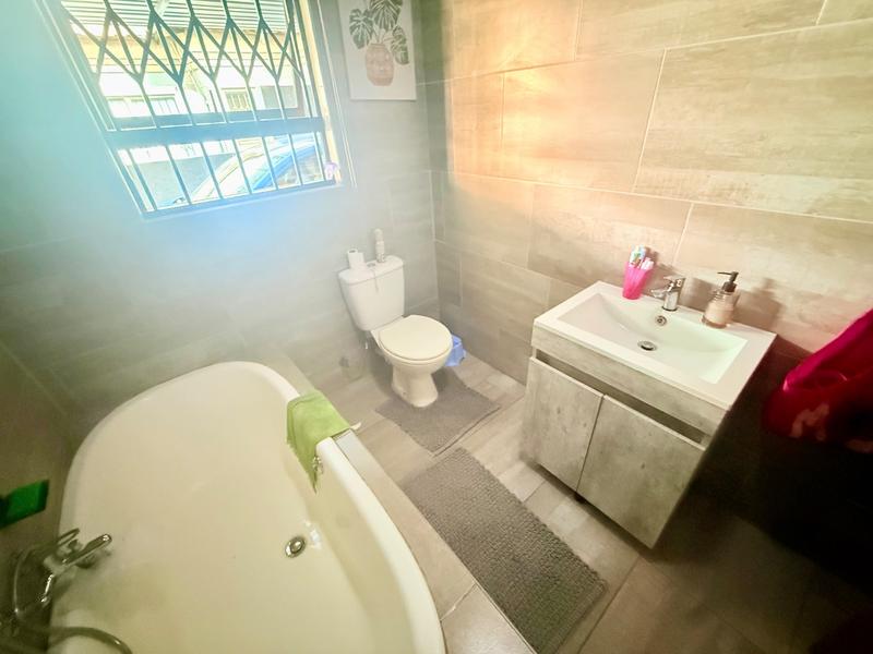 3 Bedroom Property for Sale in Vanderbijlpark CE 4 Gauteng