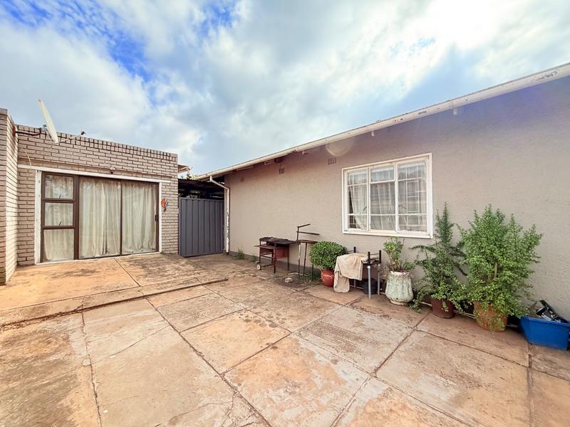 3 Bedroom Property for Sale in Vanderbijlpark CW 3 Gauteng