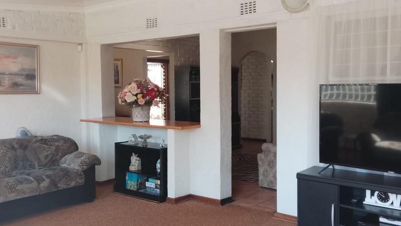 4 Bedroom Property for Sale in Greenhills Gauteng