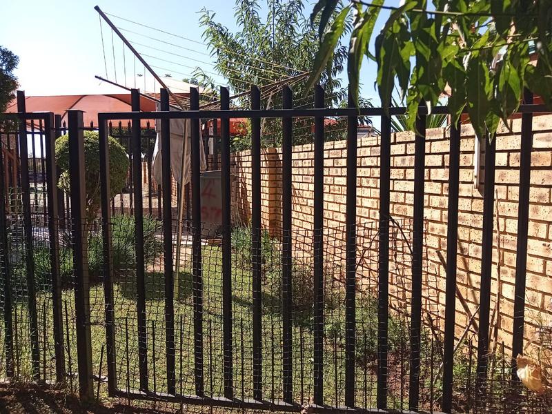 3 Bedroom Property for Sale in Greenhills Ext 3 Gauteng