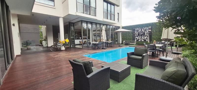 2 Bedroom Property for Sale in Dunkeld Gauteng