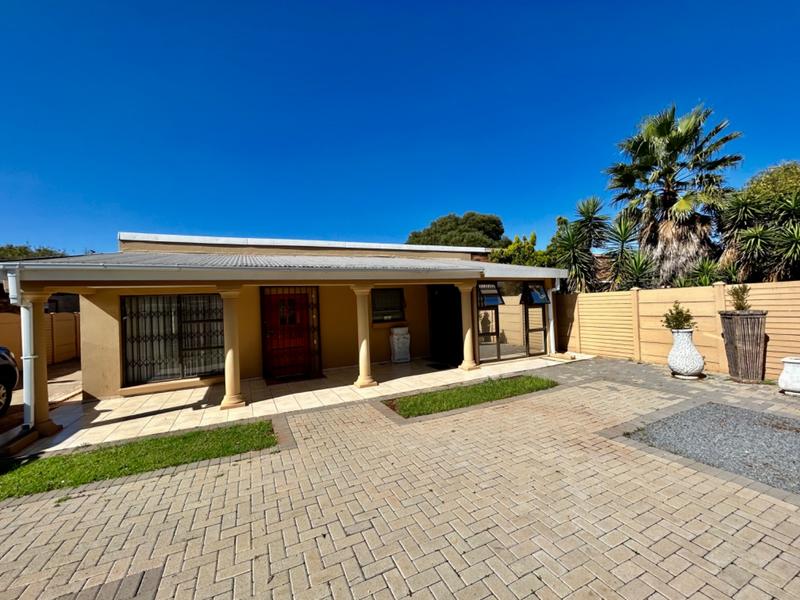2 Bedroom Property for Sale in Vanderbijlpark Cw 6 Gauteng