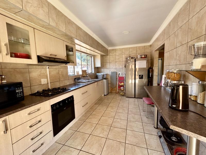 2 Bedroom Property for Sale in Vanderbijlpark Cw 6 Gauteng