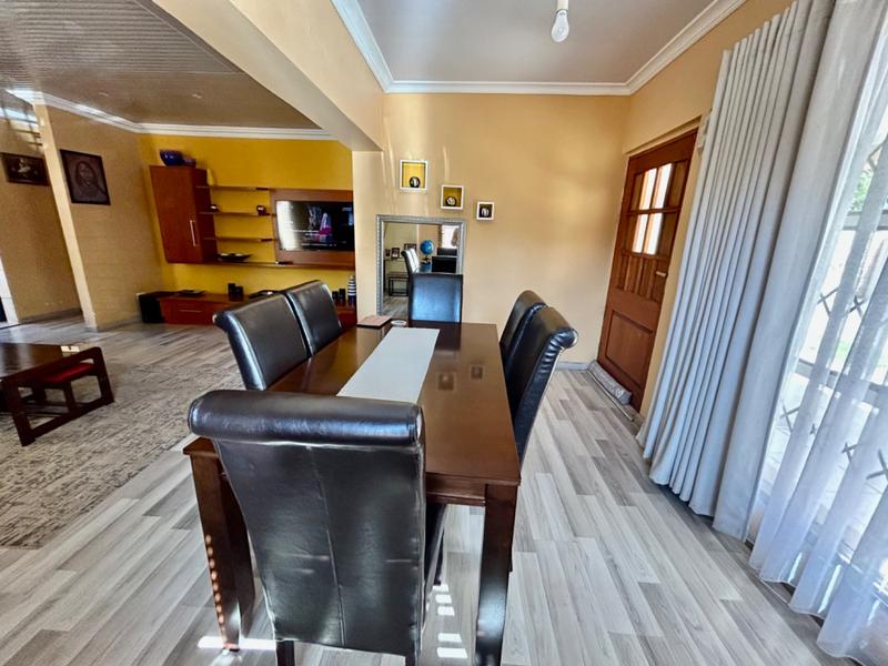 2 Bedroom Property for Sale in Vanderbijlpark Cw 6 Gauteng