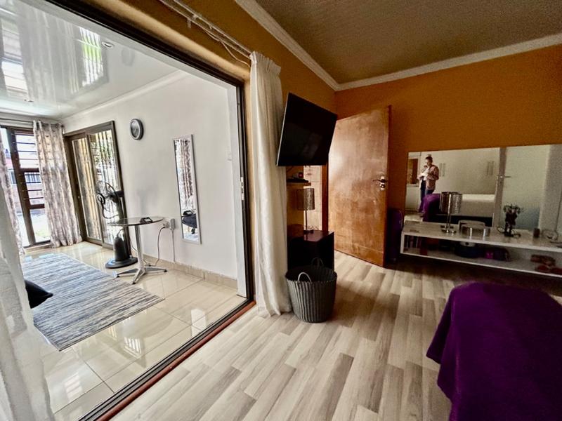 2 Bedroom Property for Sale in Vanderbijlpark Cw 6 Gauteng
