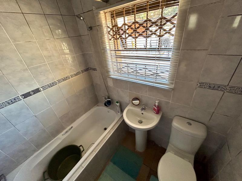 2 Bedroom Property for Sale in Vanderbijlpark Cw 6 Gauteng