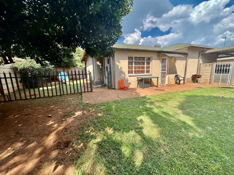 3 Bedroom Property for Sale in Vanderbijlpark Cw 6 Gauteng
