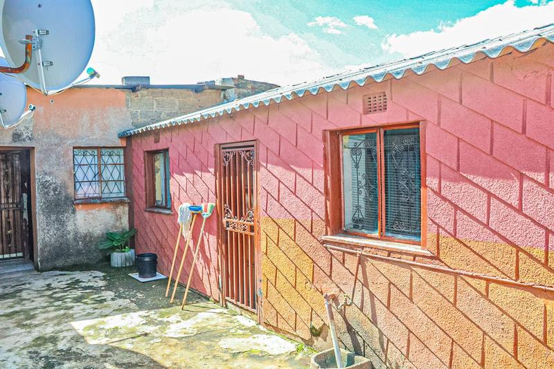 2 Bedroom Property for Sale in Tembisa Gauteng