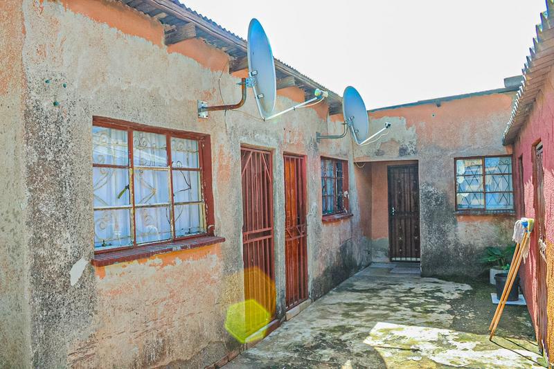 2 Bedroom Property for Sale in Tembisa Gauteng