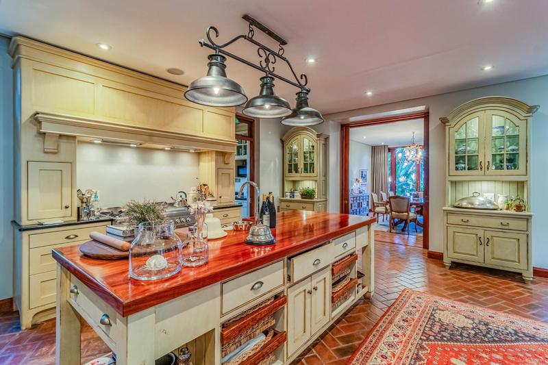 4 Bedroom Property for Sale in Bedfordview Gauteng