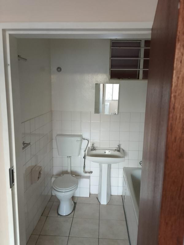 To Let 2 Bedroom Property for Rent in Sunnyside Gauteng
