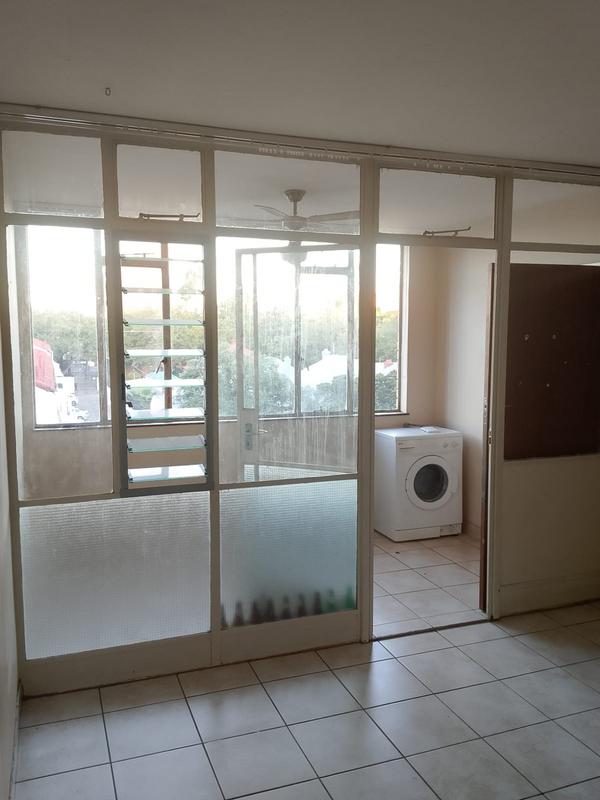 To Let 2 Bedroom Property for Rent in Sunnyside Gauteng
