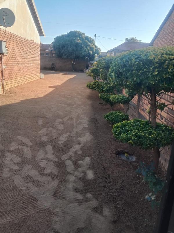 2 Bedroom Property for Sale in Soshanguve H Gauteng