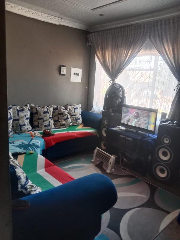 2 Bedroom Property for Sale in Soshanguve H Gauteng