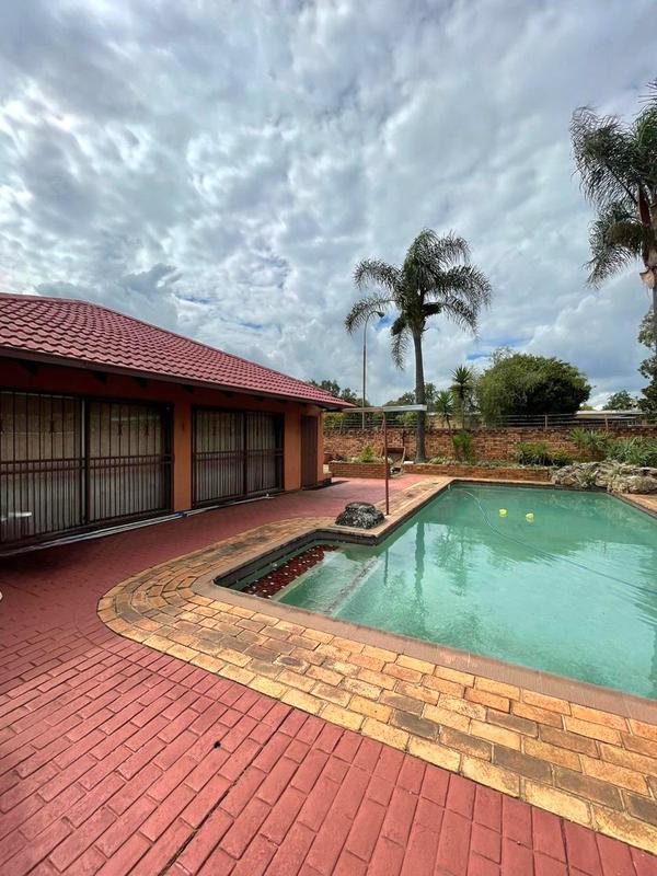 4 Bedroom Property for Sale in Elspark Gauteng