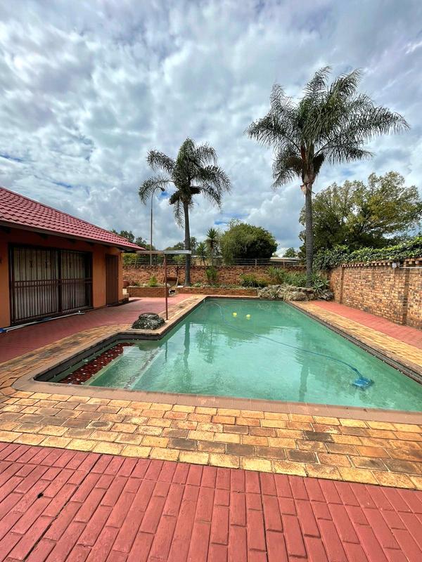 4 Bedroom Property for Sale in Elspark Gauteng