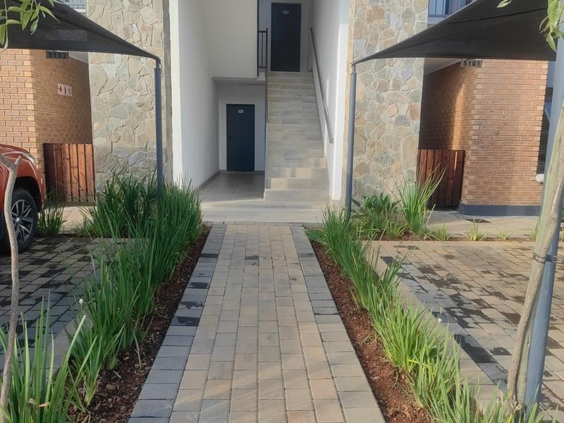 2 Bedroom Property for Sale in Mooikloof Gauteng