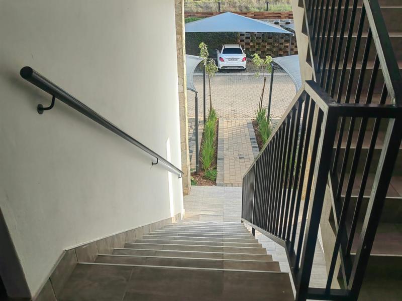 2 Bedroom Property for Sale in Mooikloof Gauteng