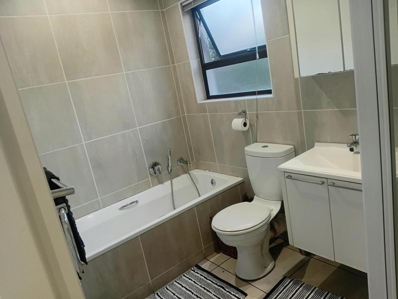 1 Bedroom Property for Sale in Sunninghill Gauteng
