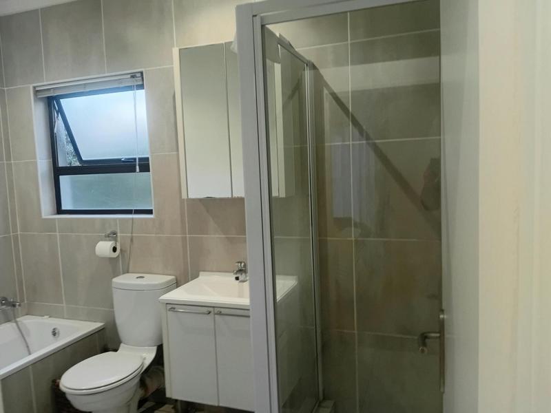1 Bedroom Property for Sale in Sunninghill Gauteng